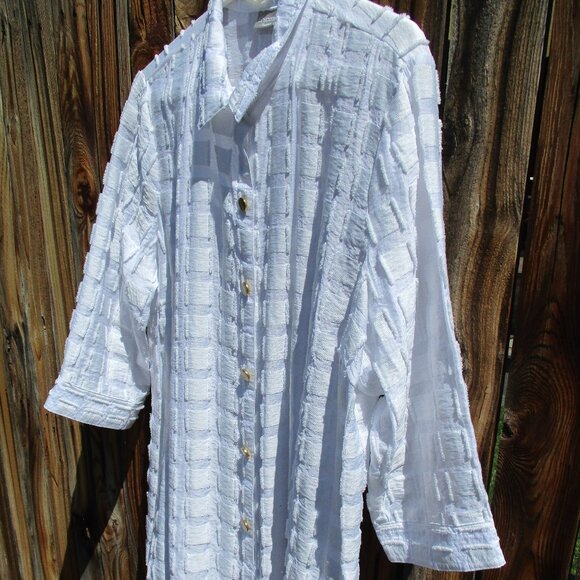 Chicos Travelers Textured Blouse Button Front 3/4 Sleeve Tunic Size 3 (16 -18) - Picture 9 of 9